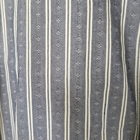 Banana Republic Chambray Short Sleeve Shirt Size Large - Picture 4 of 6